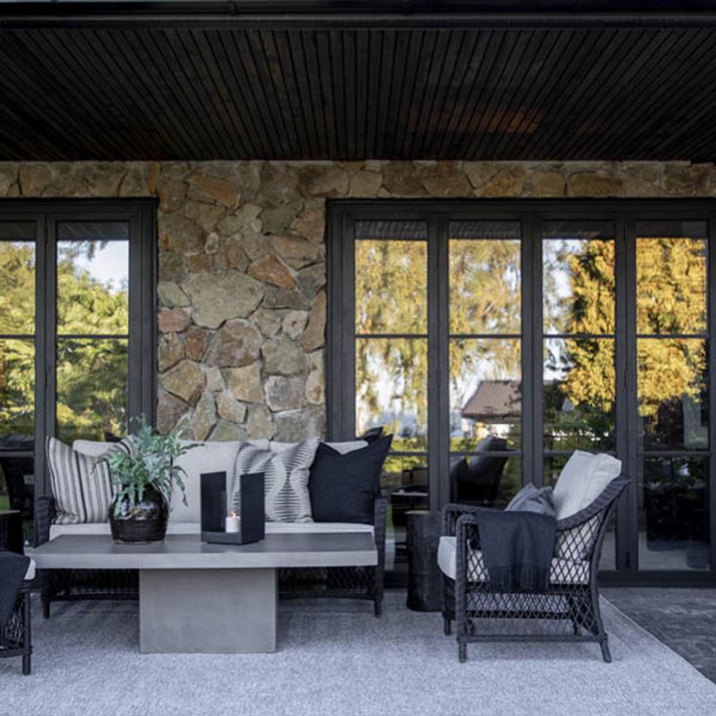 Marbella Svart Sofa - Artwood