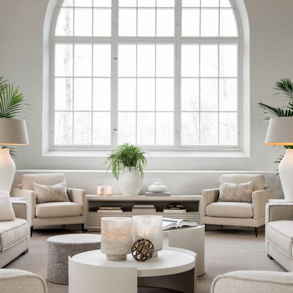 Fiora Ivory Urne - Artwood