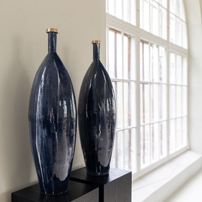 Hovedbilde Belmont metallvase i indigo | ...